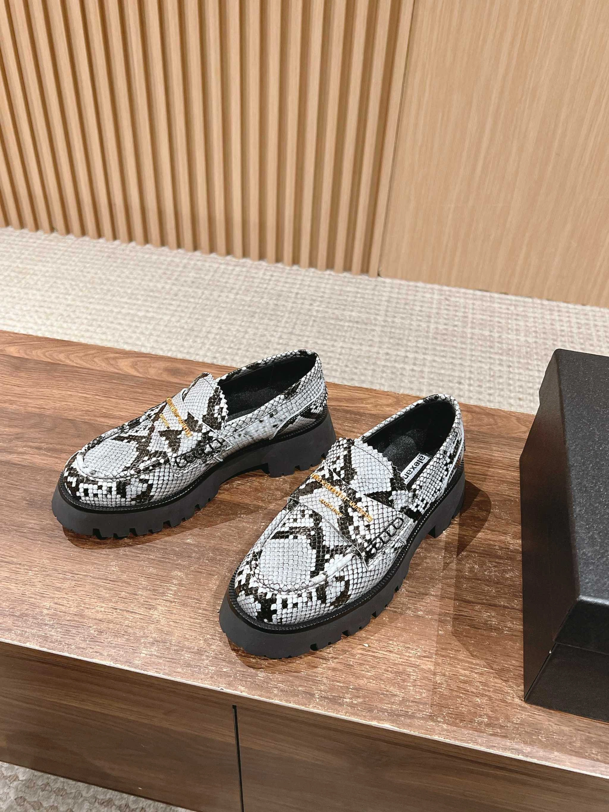 COCO-- W196 30125F001965 Heel height：7.5CM cowhide sheepskin Carter item:E-X158C0715